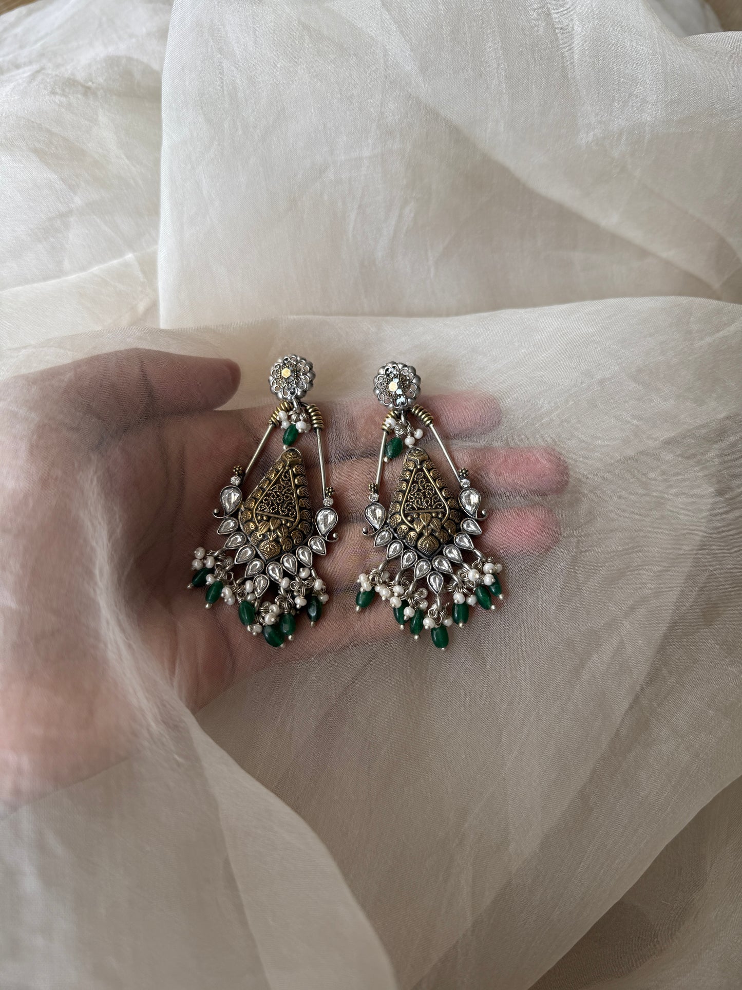 Moi Earrings