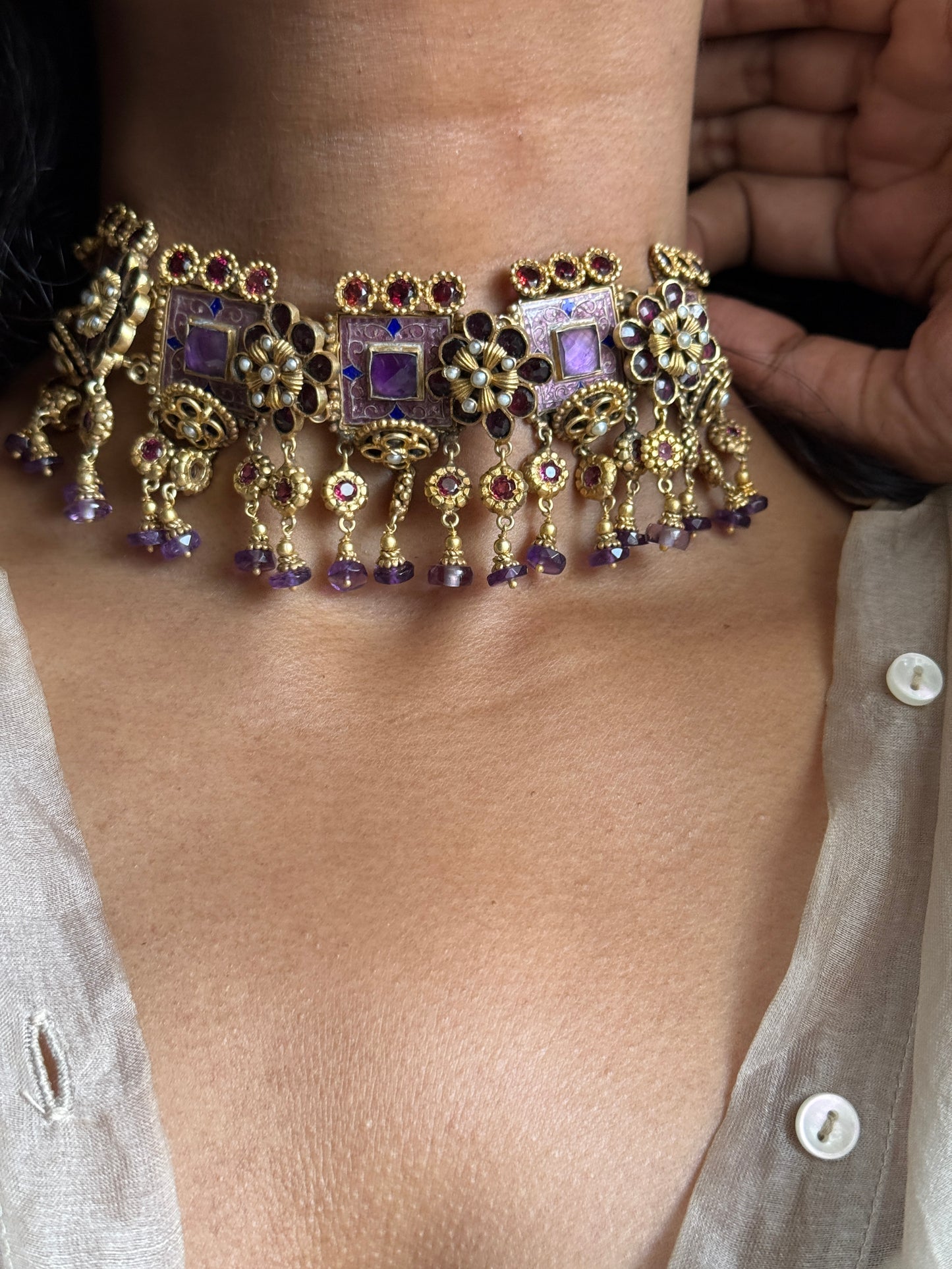 Aisha Choker