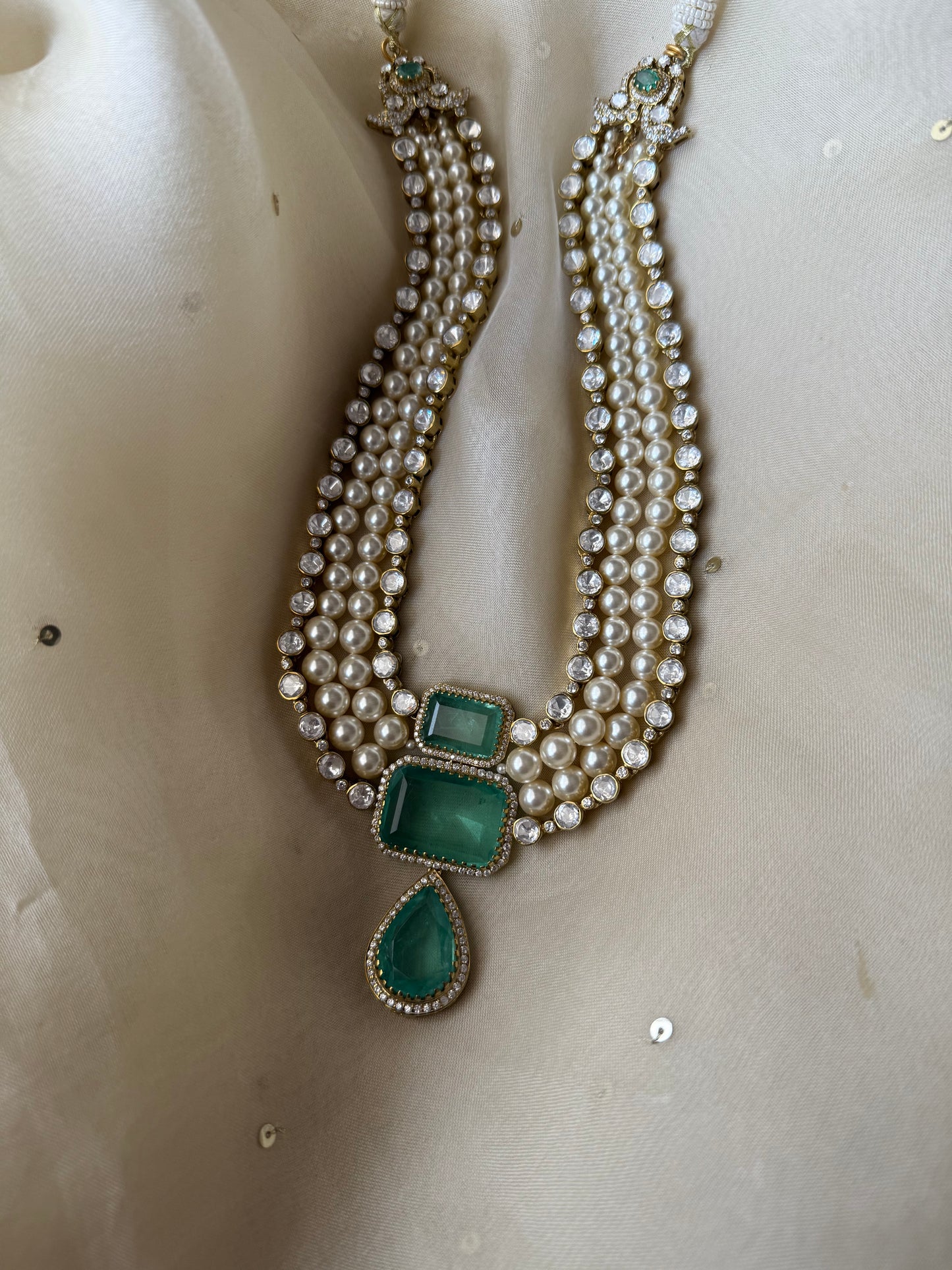 Linara Necklace