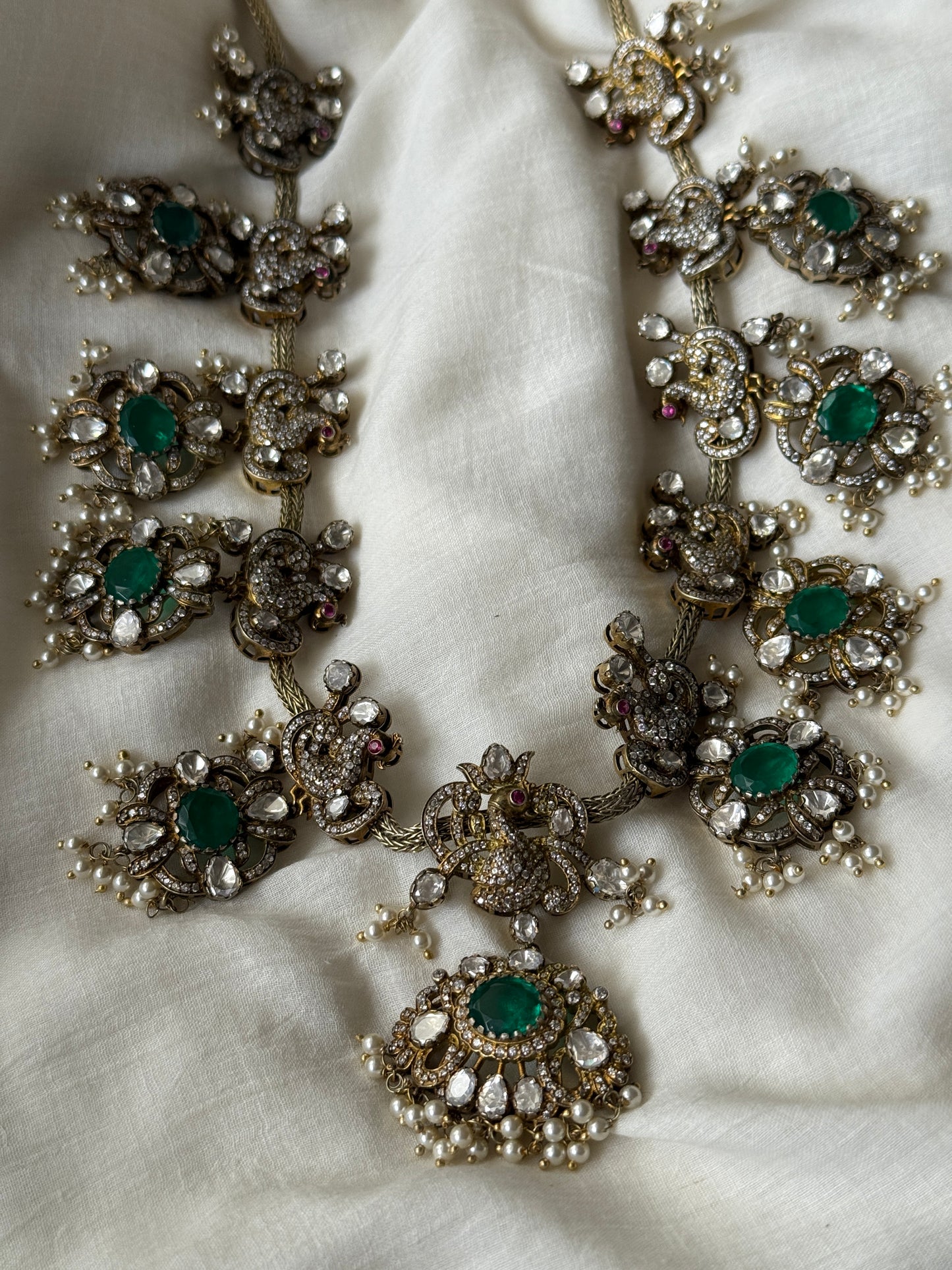 Nirvi Necklace