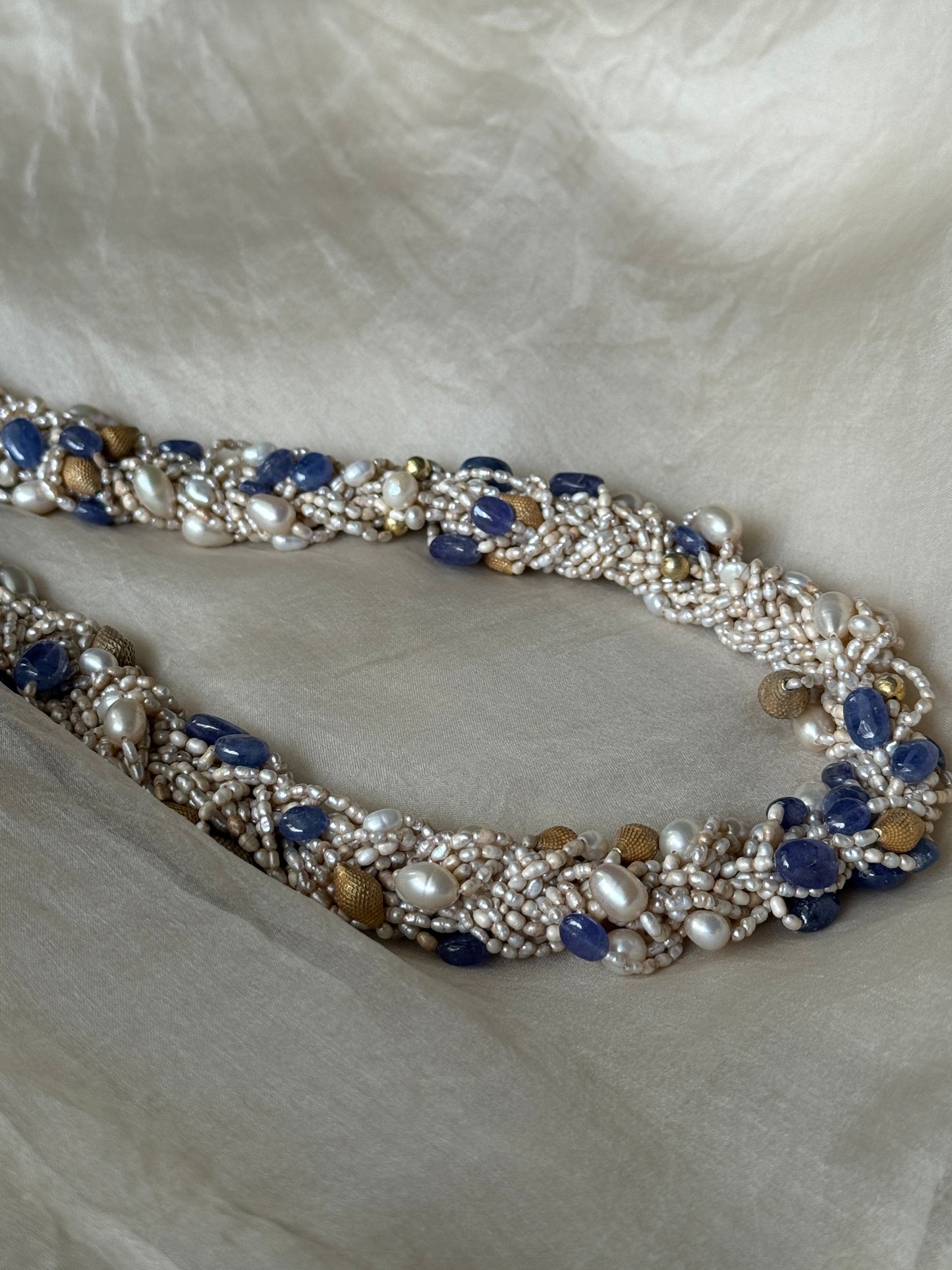Eishika Necklace