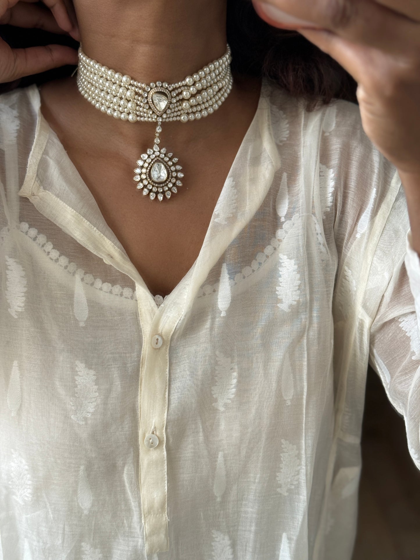 Maeve Choker