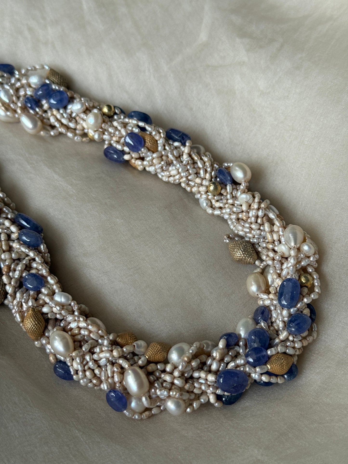 Eishika Necklace