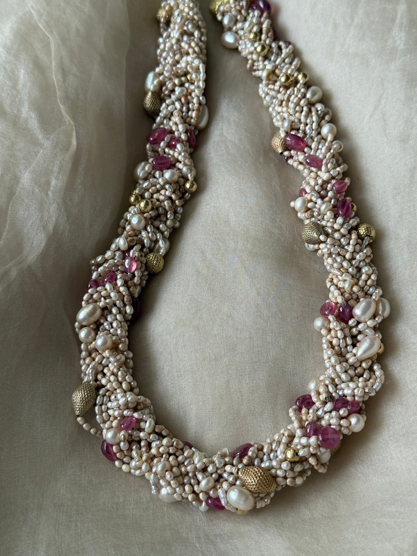Kavya Necklace