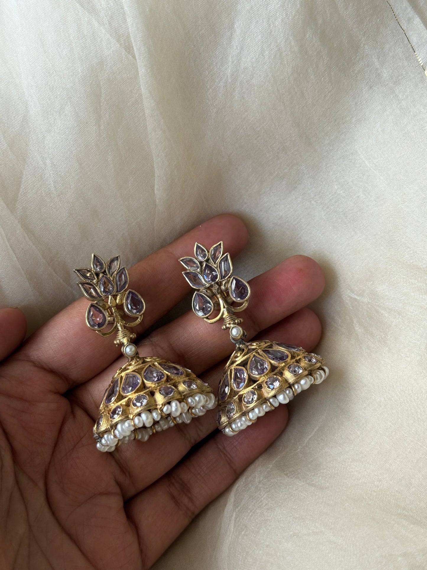 Syra Jhumka