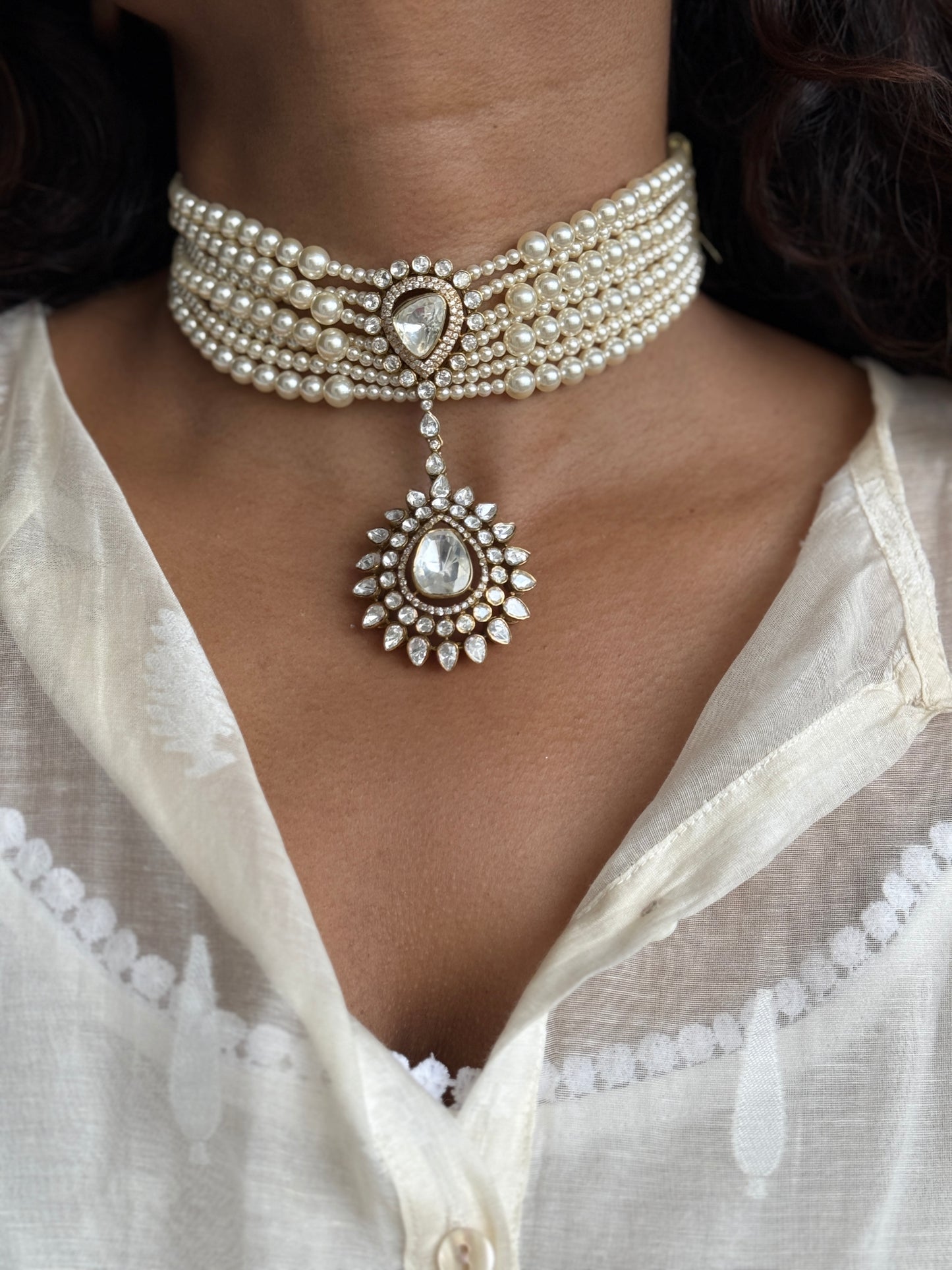 Maeve Choker