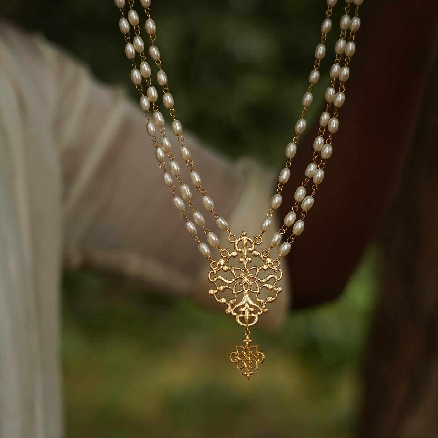 Razin Necklace