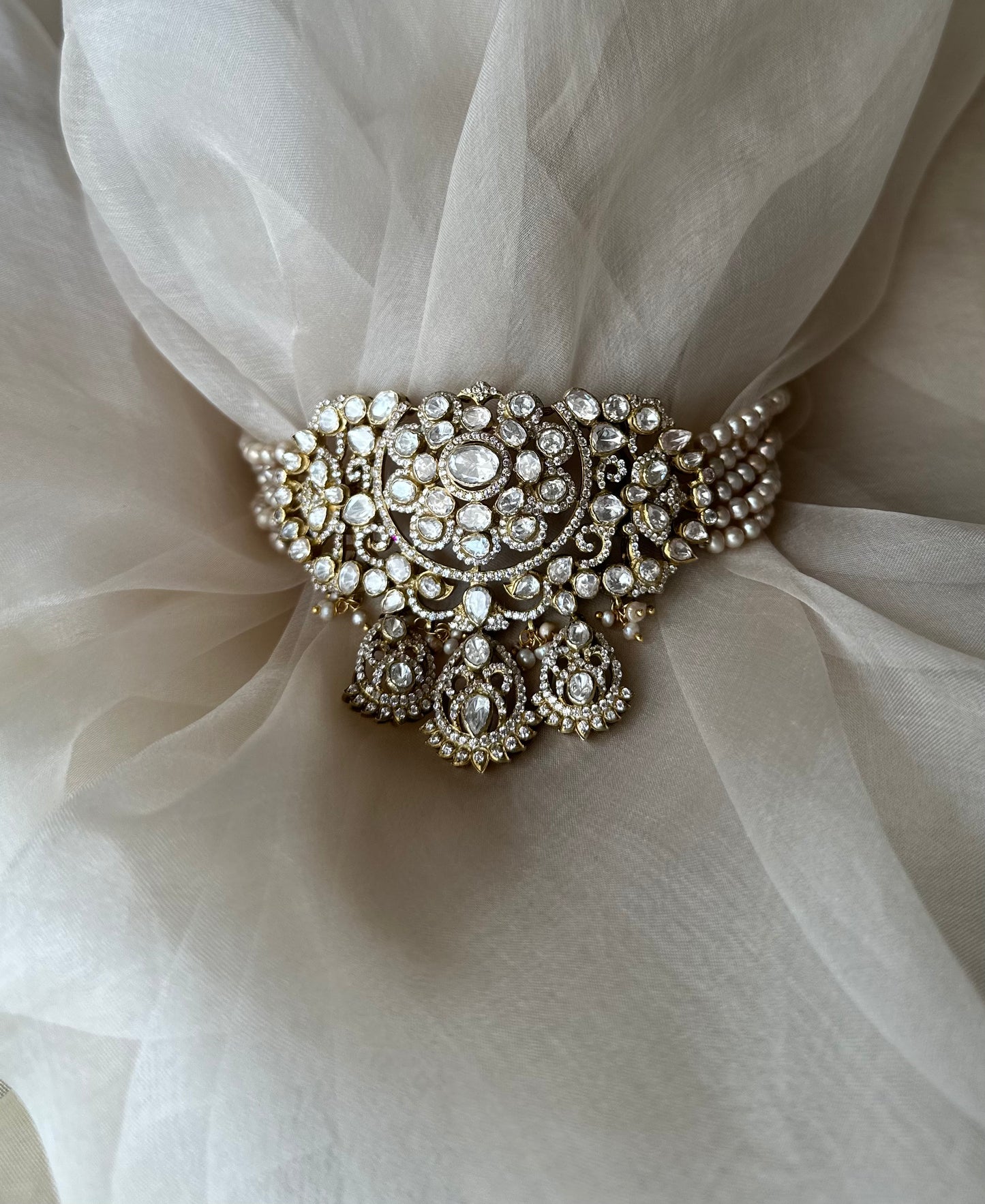 Lily Choker