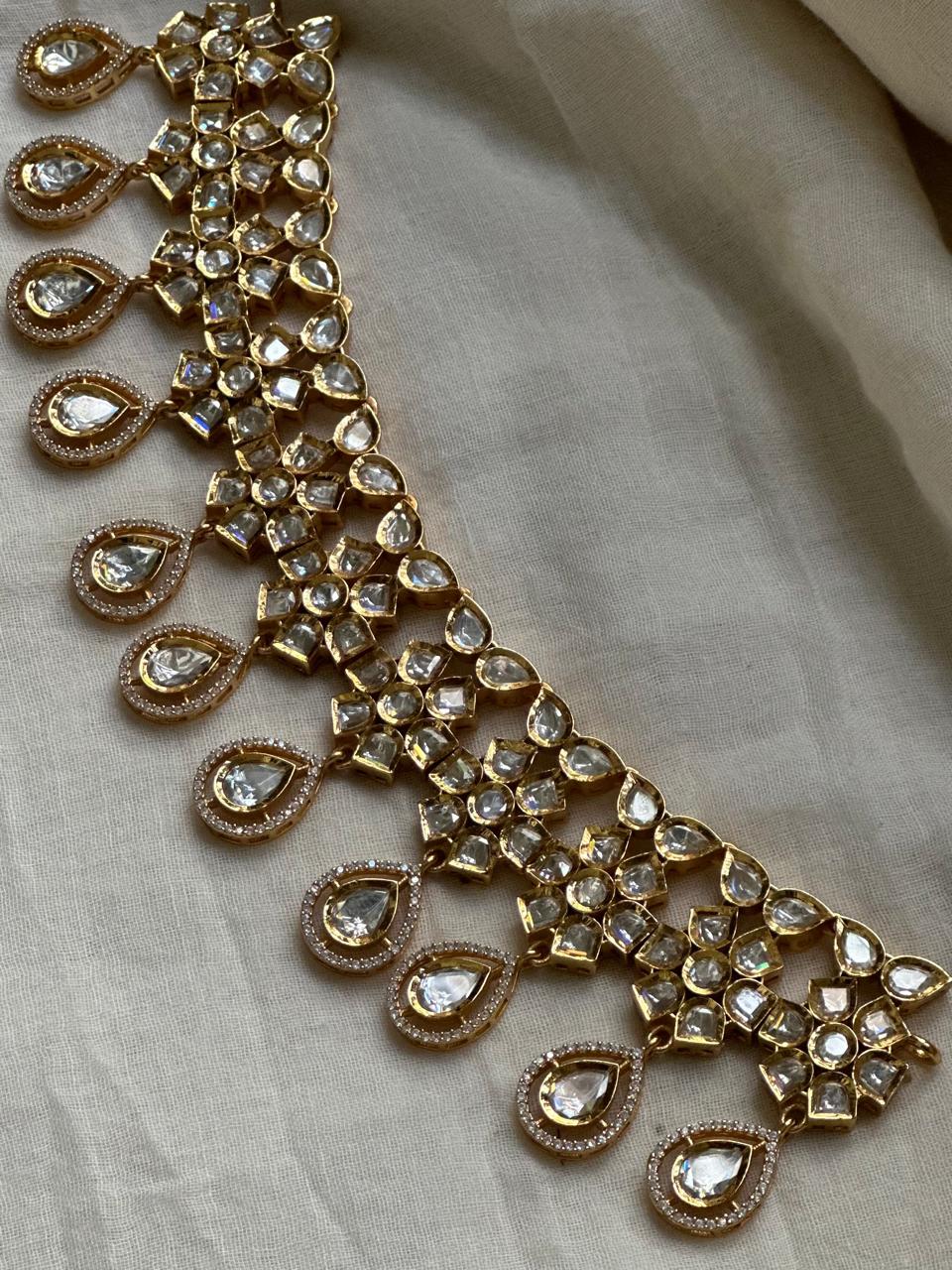 Simone Choker
