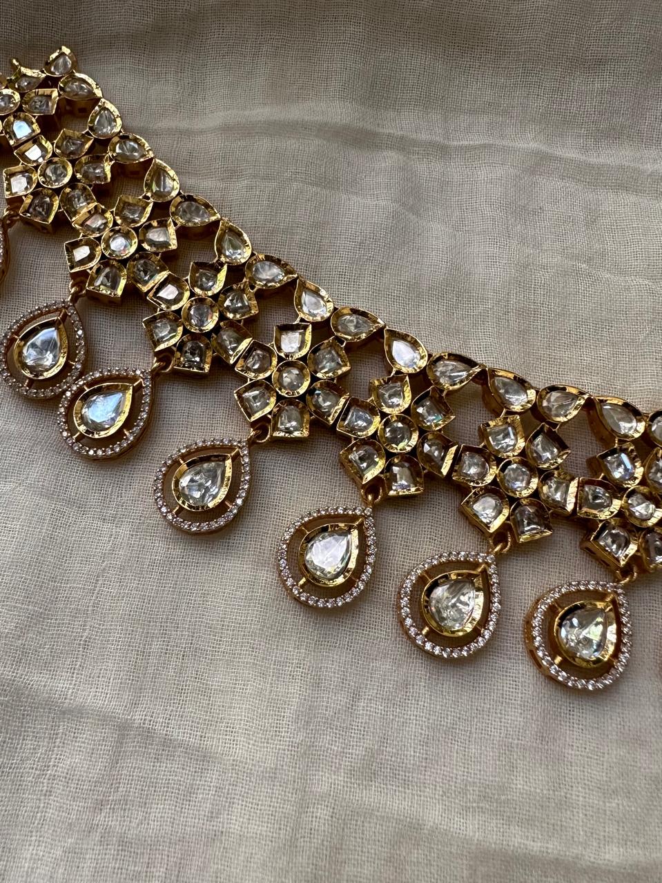 Simone Choker