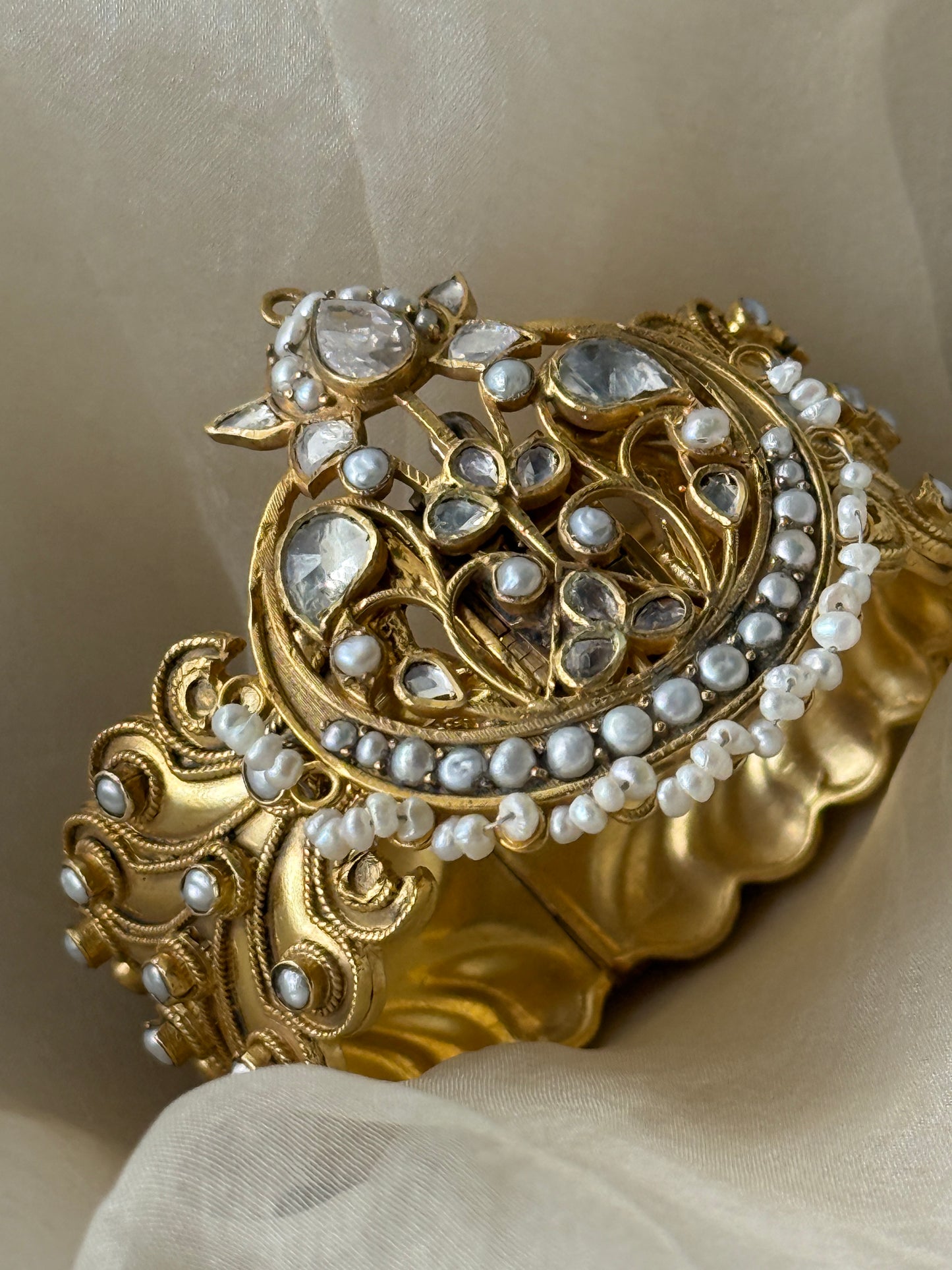 Hina Cuff