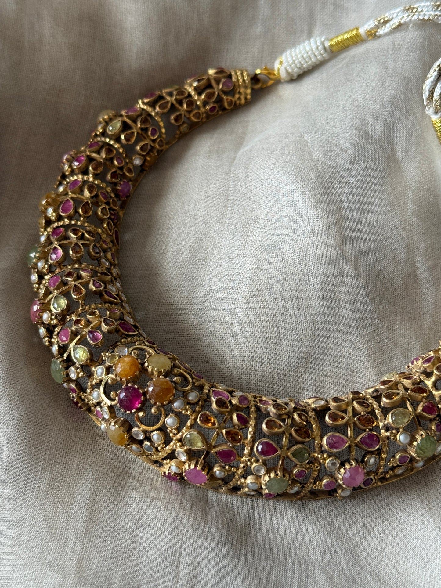 Nyra Choker