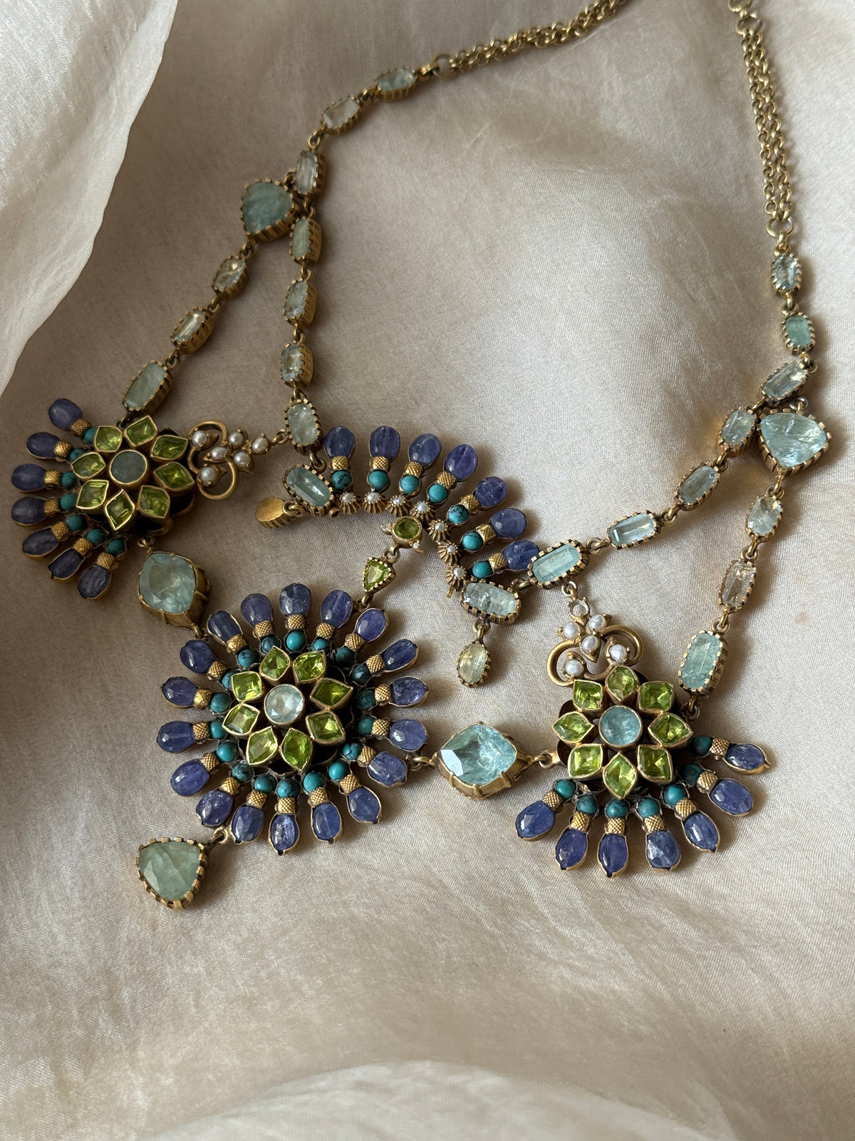 Tarini Necklace Set