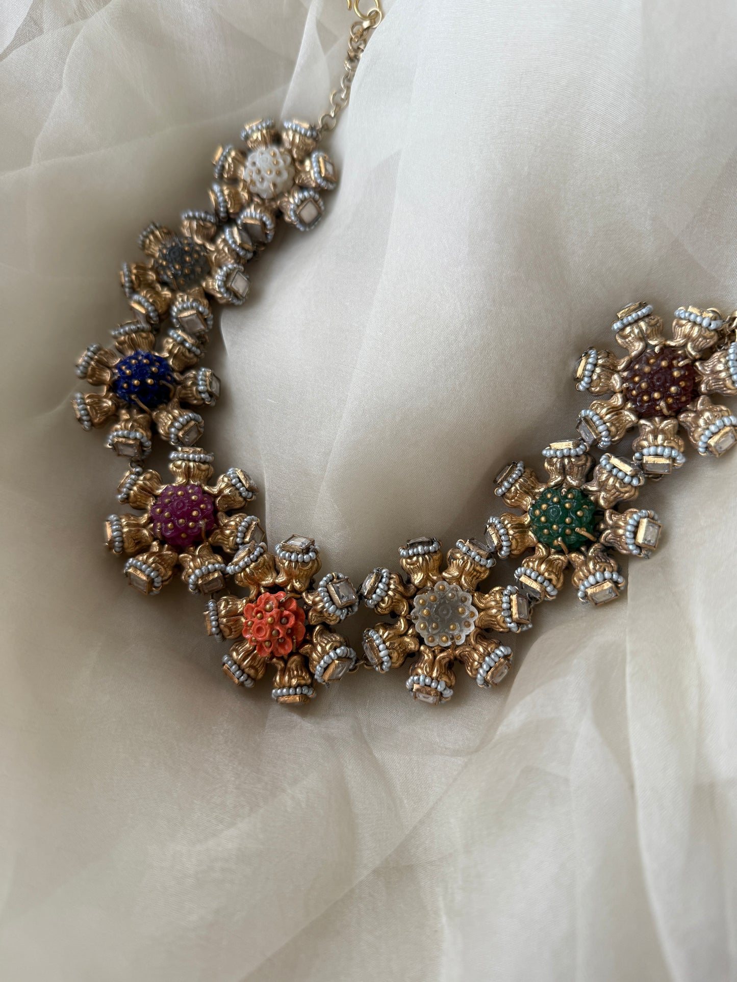 Oviya Necklace