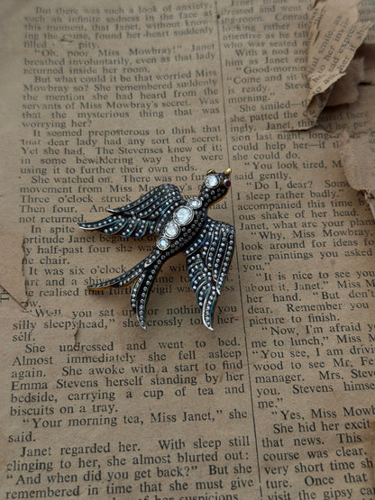 Ziya Brooch