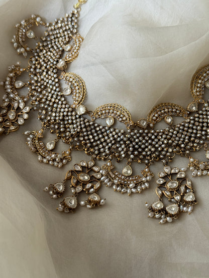 Anas Necklace
