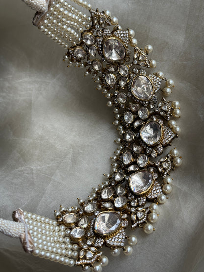 Ishani Necklace Set (Includes Earrings)