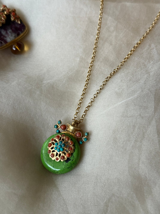 Elakshi Pendant