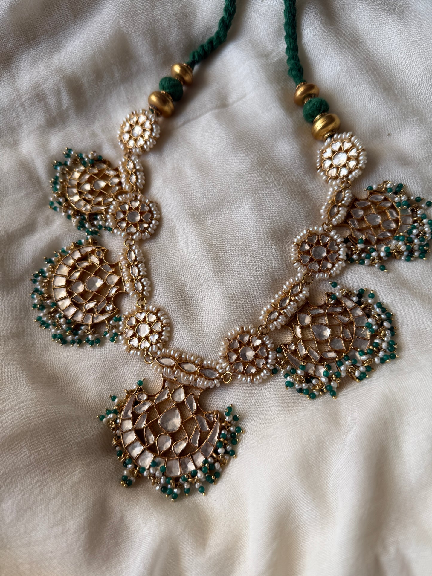 Vanya Necklace Set