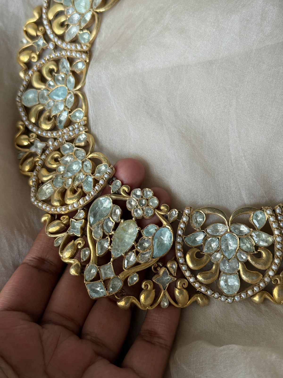 Liyana Necklace Set