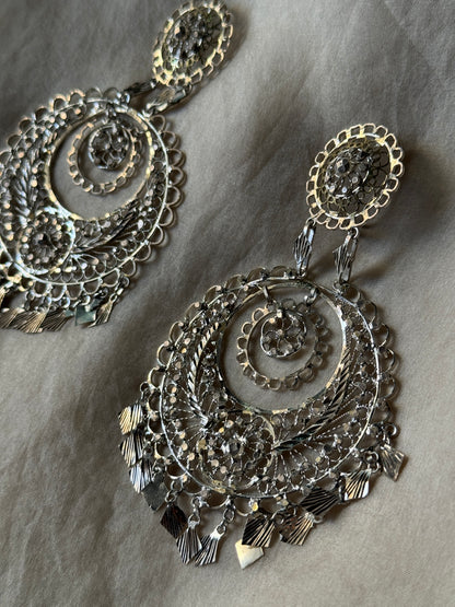 Zoya Earrings