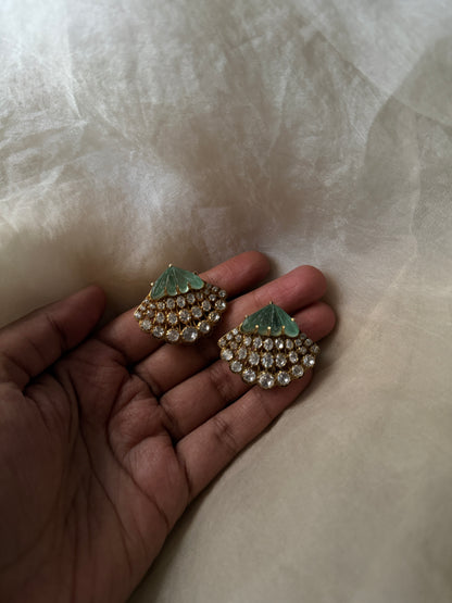 Nia Studs