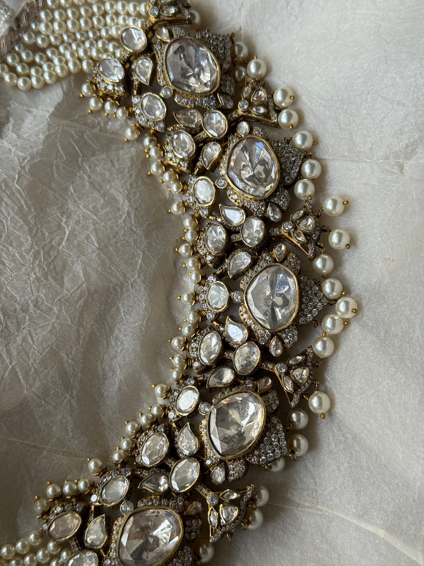 Ishani Necklace Set (Includes Earrings)