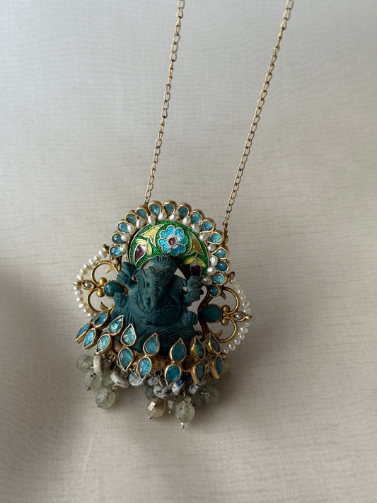 Anvi Necklace