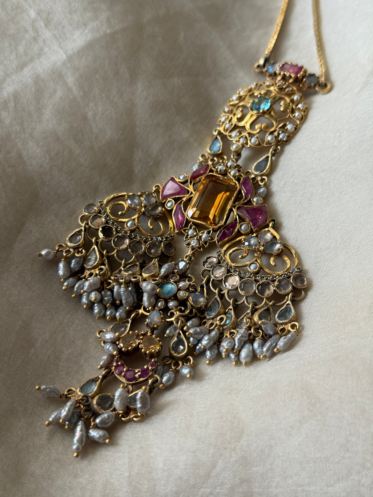 Hana Necklace