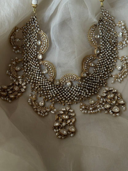 Anas Necklace