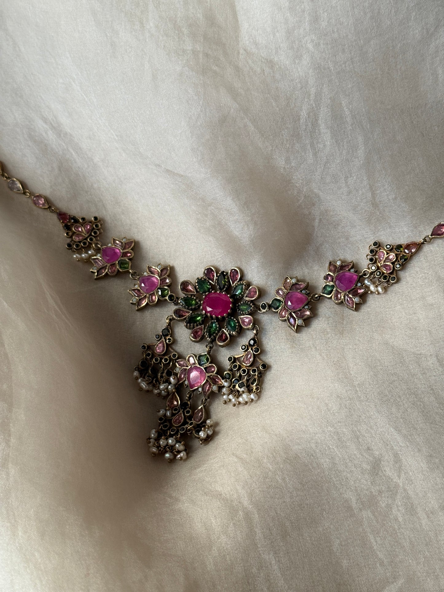 Kiara Choker