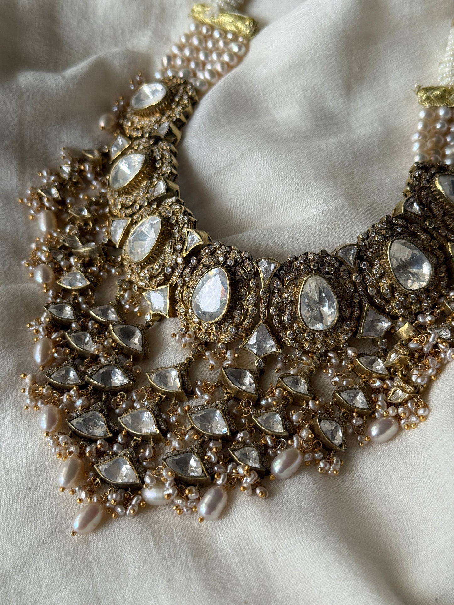 Devi Choker