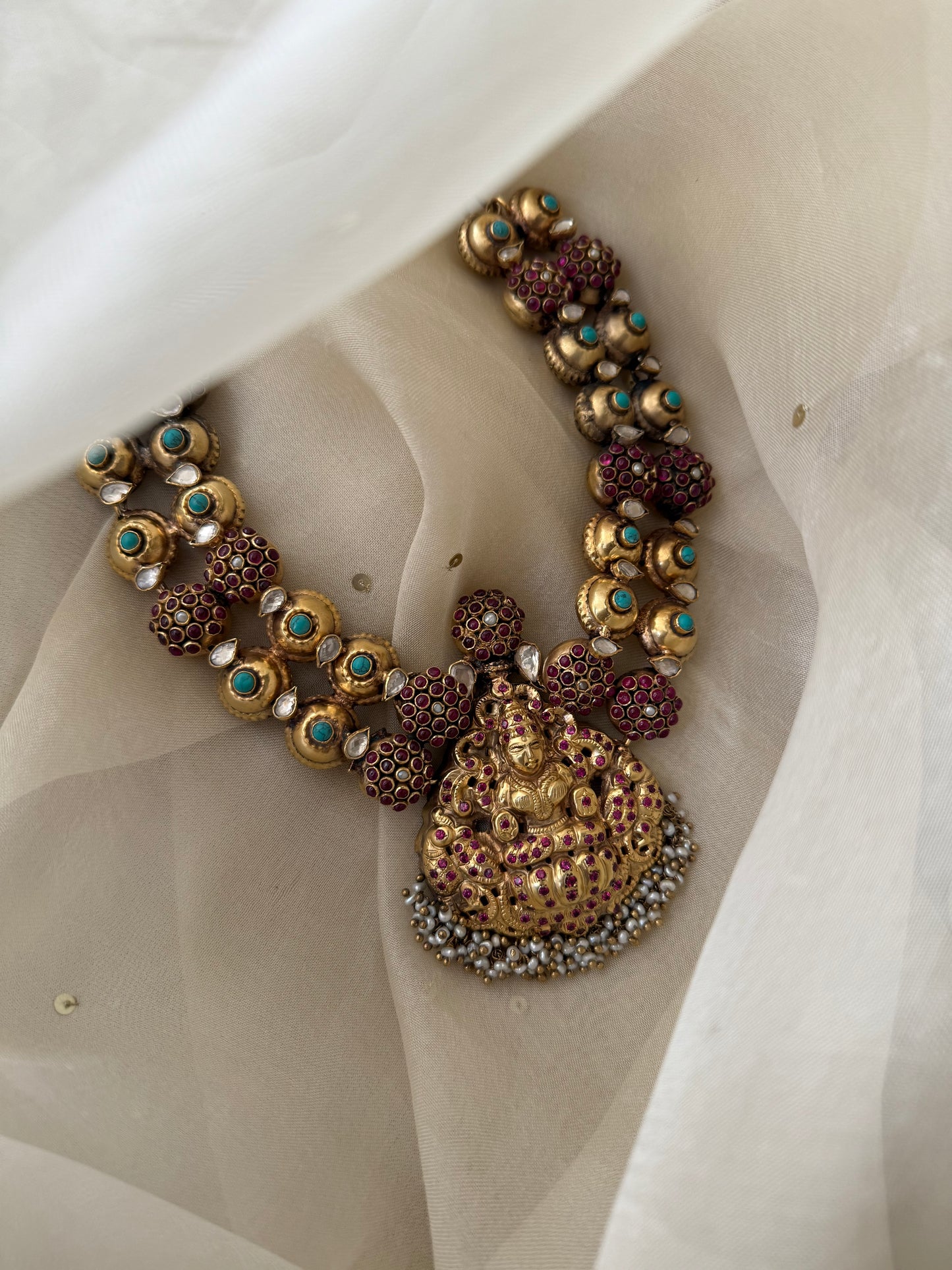 Hasini Necklace