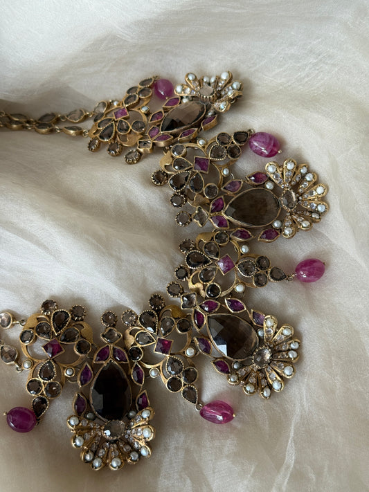 Heer Necklace
