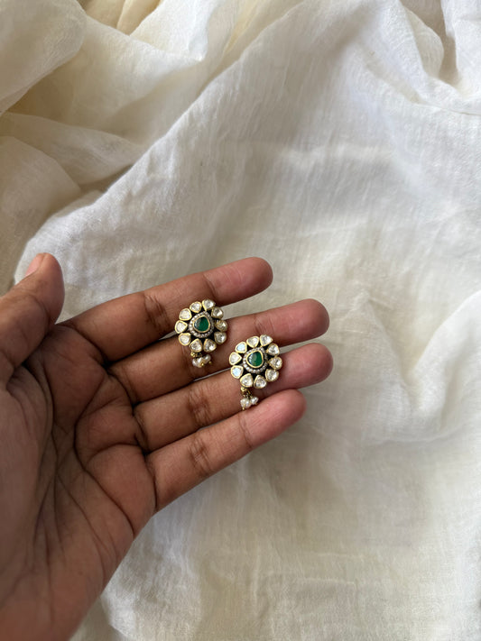 Kritika studs
