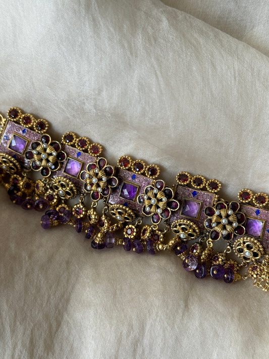 Aisha Choker