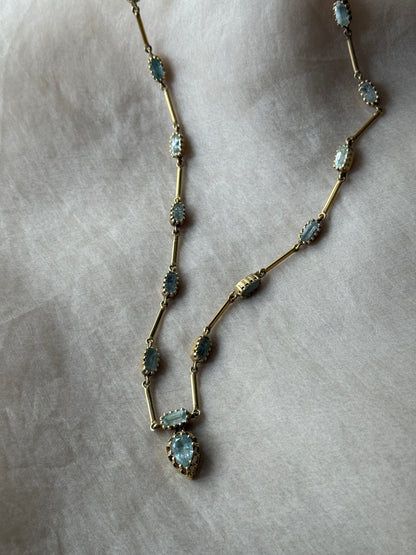 Nua Necklace