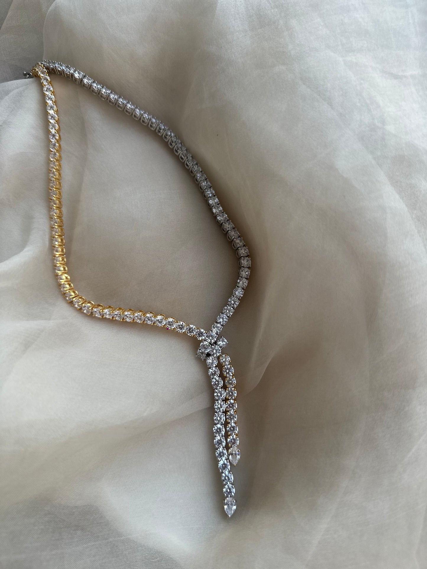 Anais Necklace