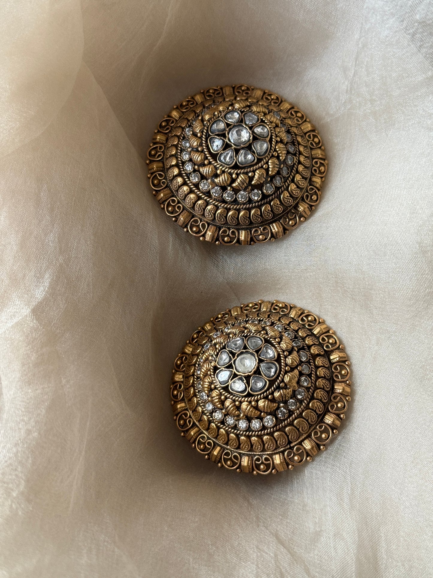 Aditi Studs