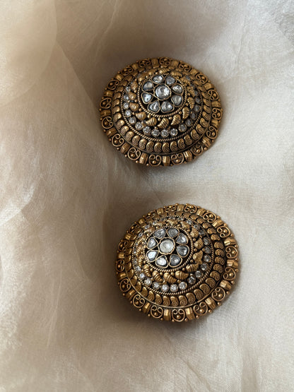 Aditi Studs