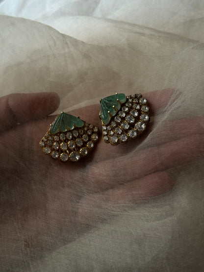 Nia Studs