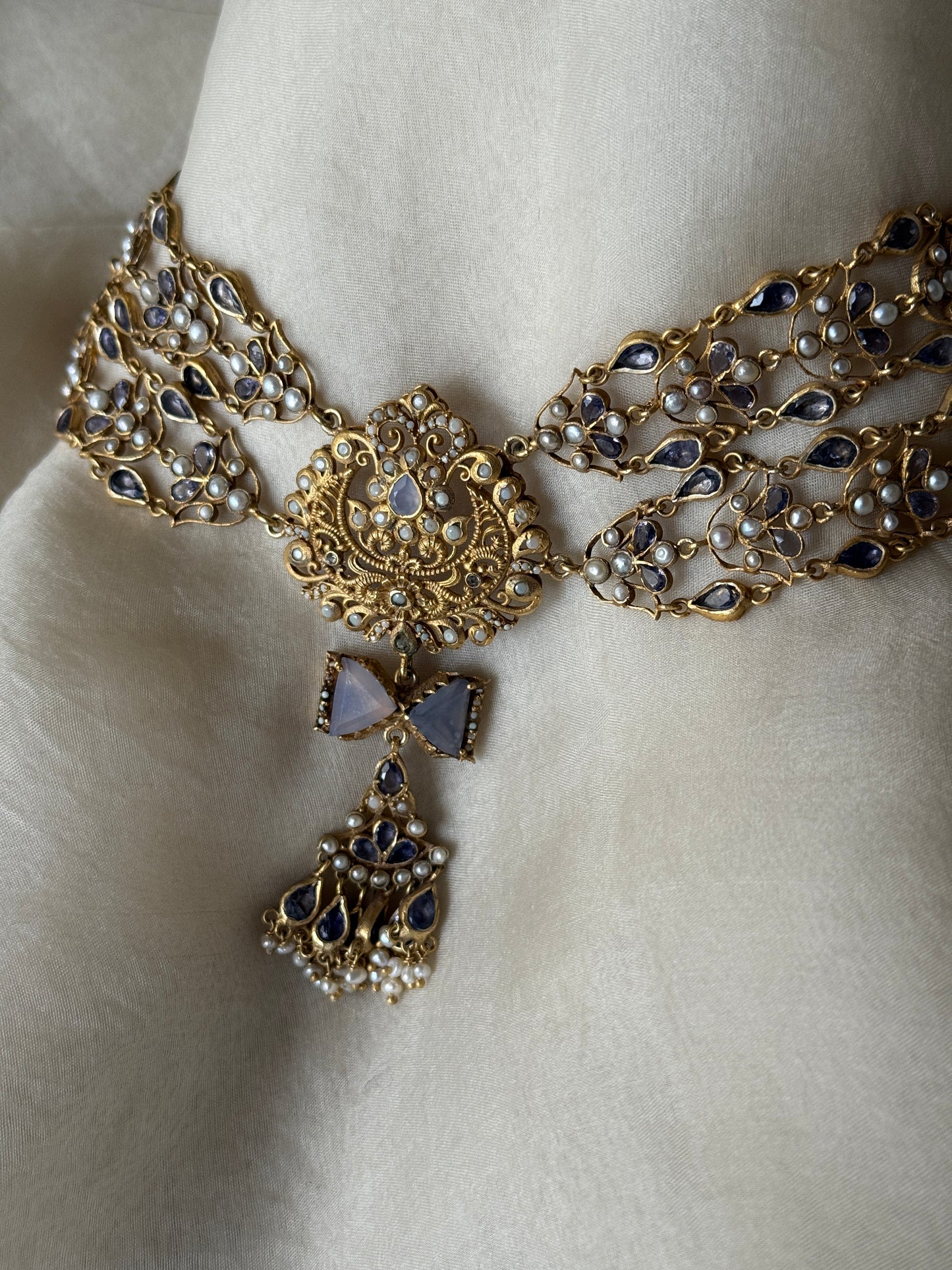 Nila Necklace