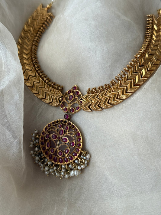 Kavya Necklace