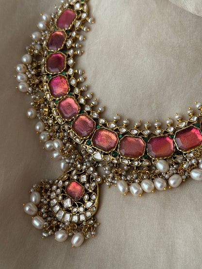 Nainika Necklace Set