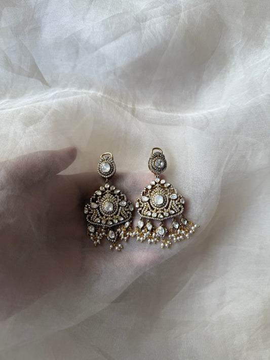 Zenia Earrings