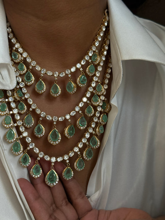 Sayani Necklace Set