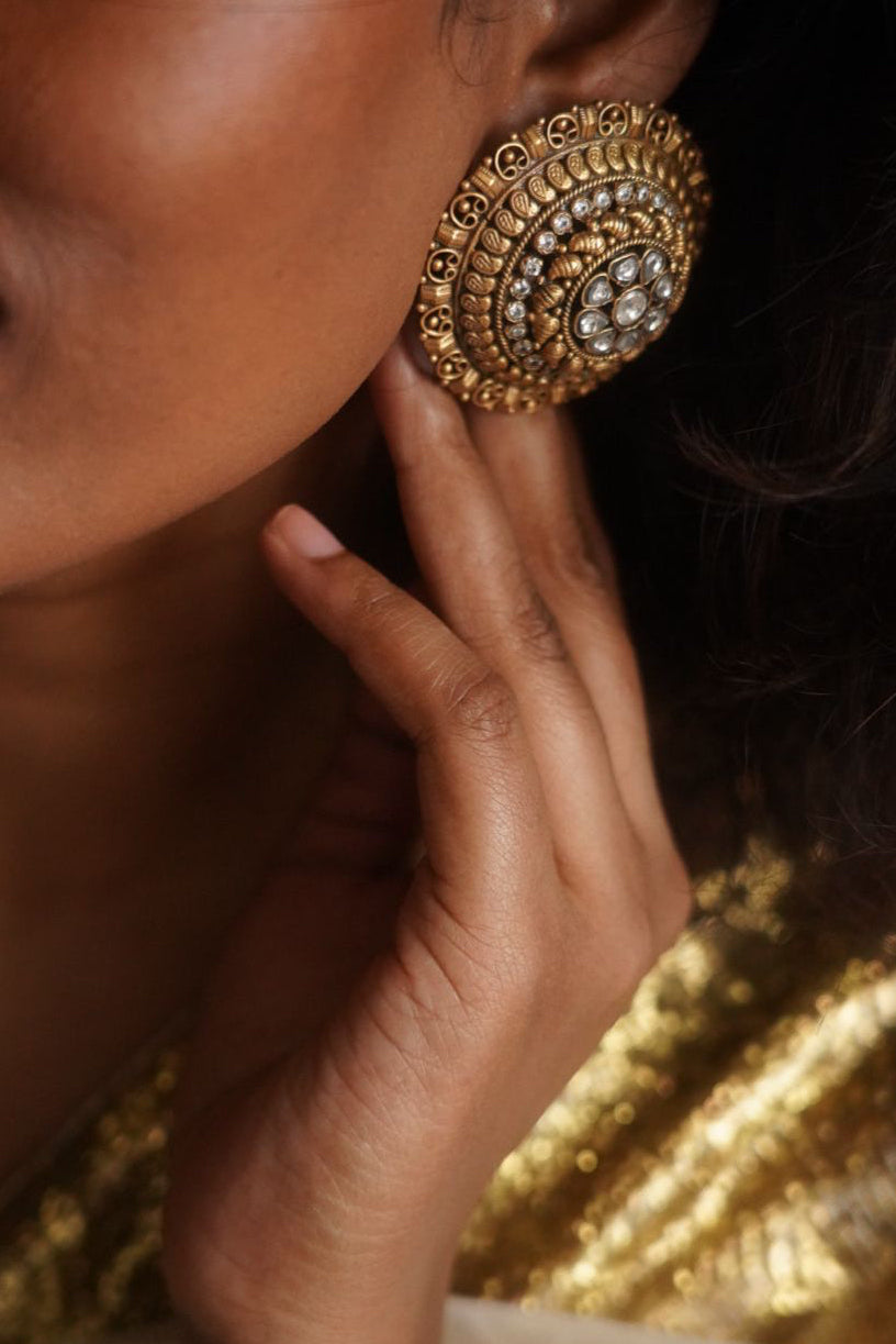 Aditi Studs