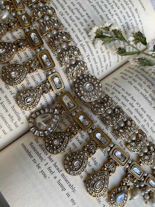 Raziya Choker