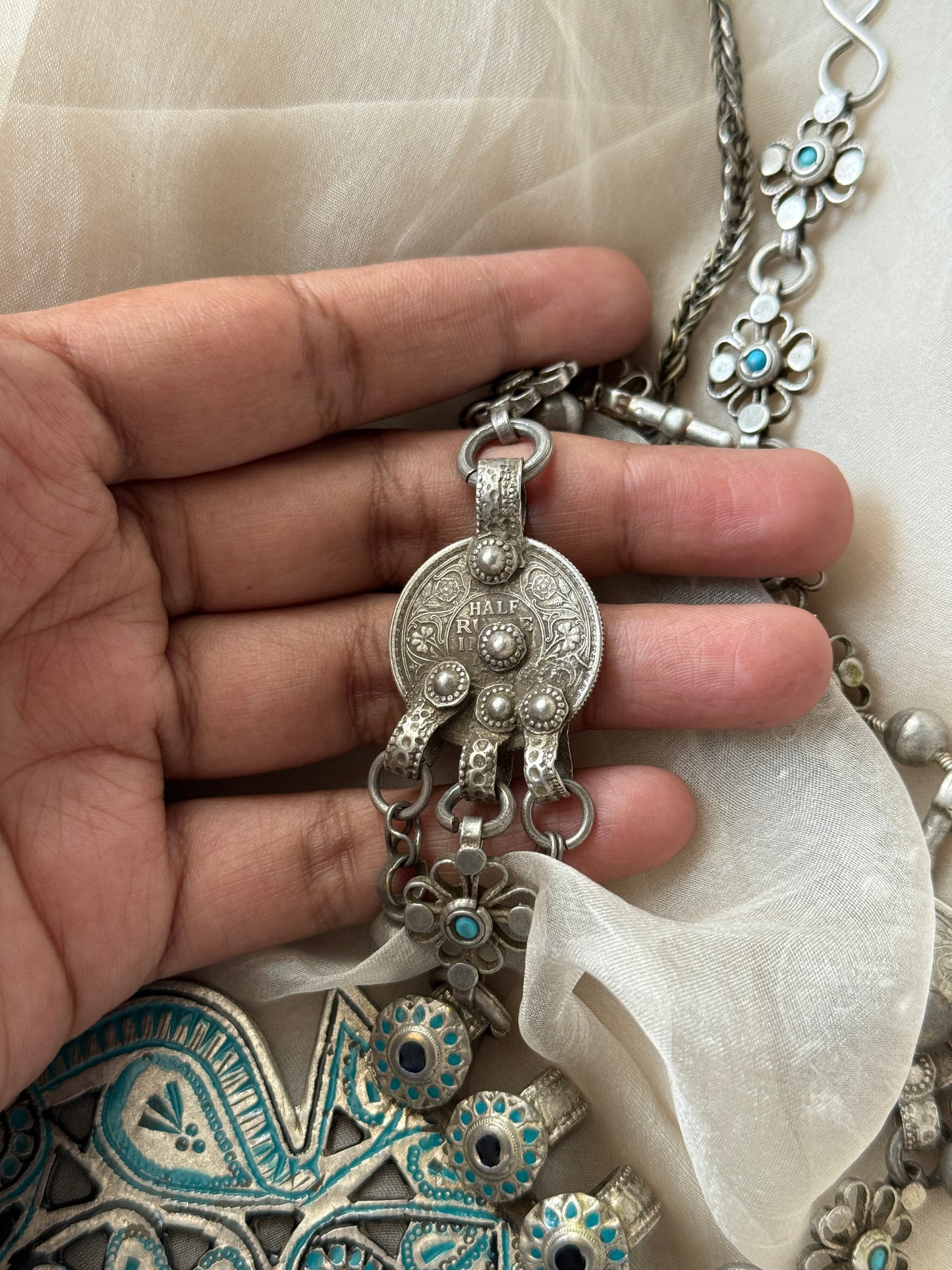 Amna Necklace