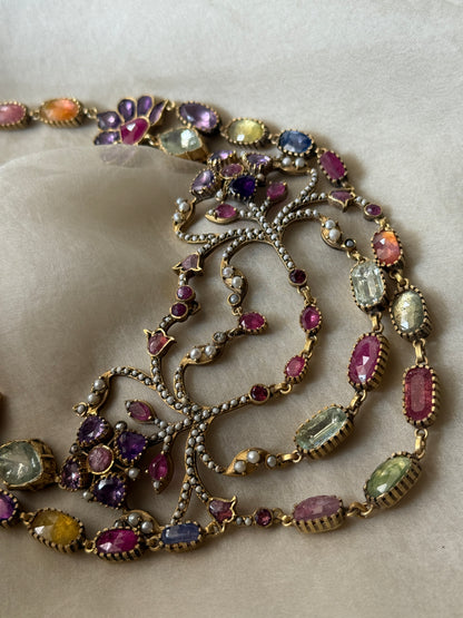 Niha Necklace